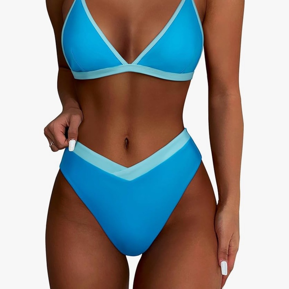 Blue Bikini Set - Picture 2 of 7